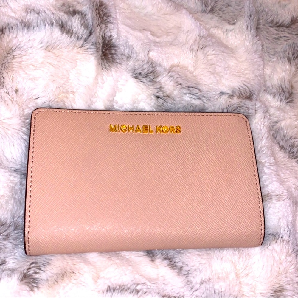 Blush pink Michael Kors wallet